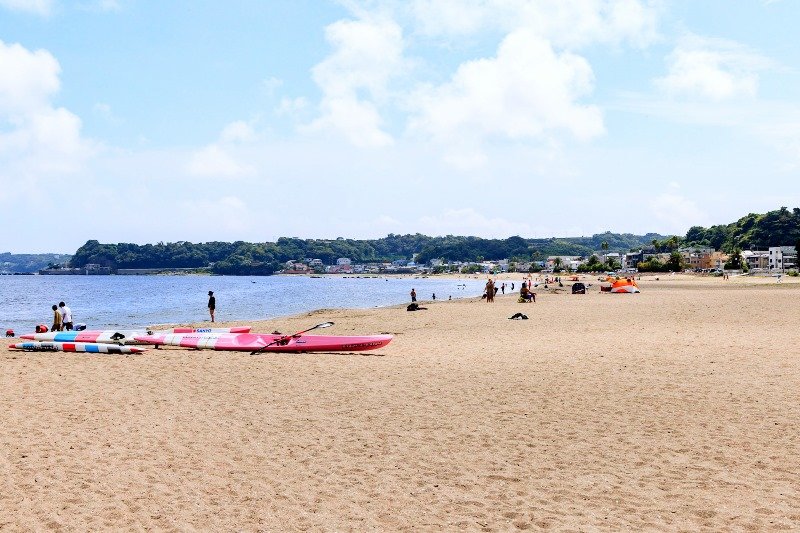 三浦海岸の広い砂浜