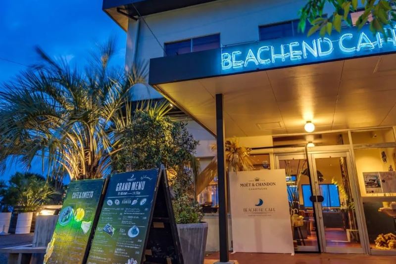 「BEACHEND CAFE（ビーチエンドカフェ）」