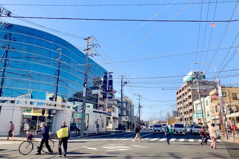 「立場」駅至近で交通アクセスに恵まれ、多彩なショッピング施設もそろう横浜市泉区立場エリアの快適な暮らし