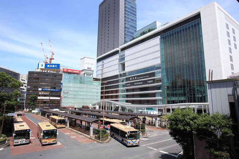 開発が進んだ「横浜」駅西口。利便性と楽しさがバージョンアップしています！
